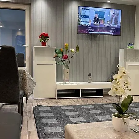 Ferienwohnung Grafschaft Mit Balkon Hotel *